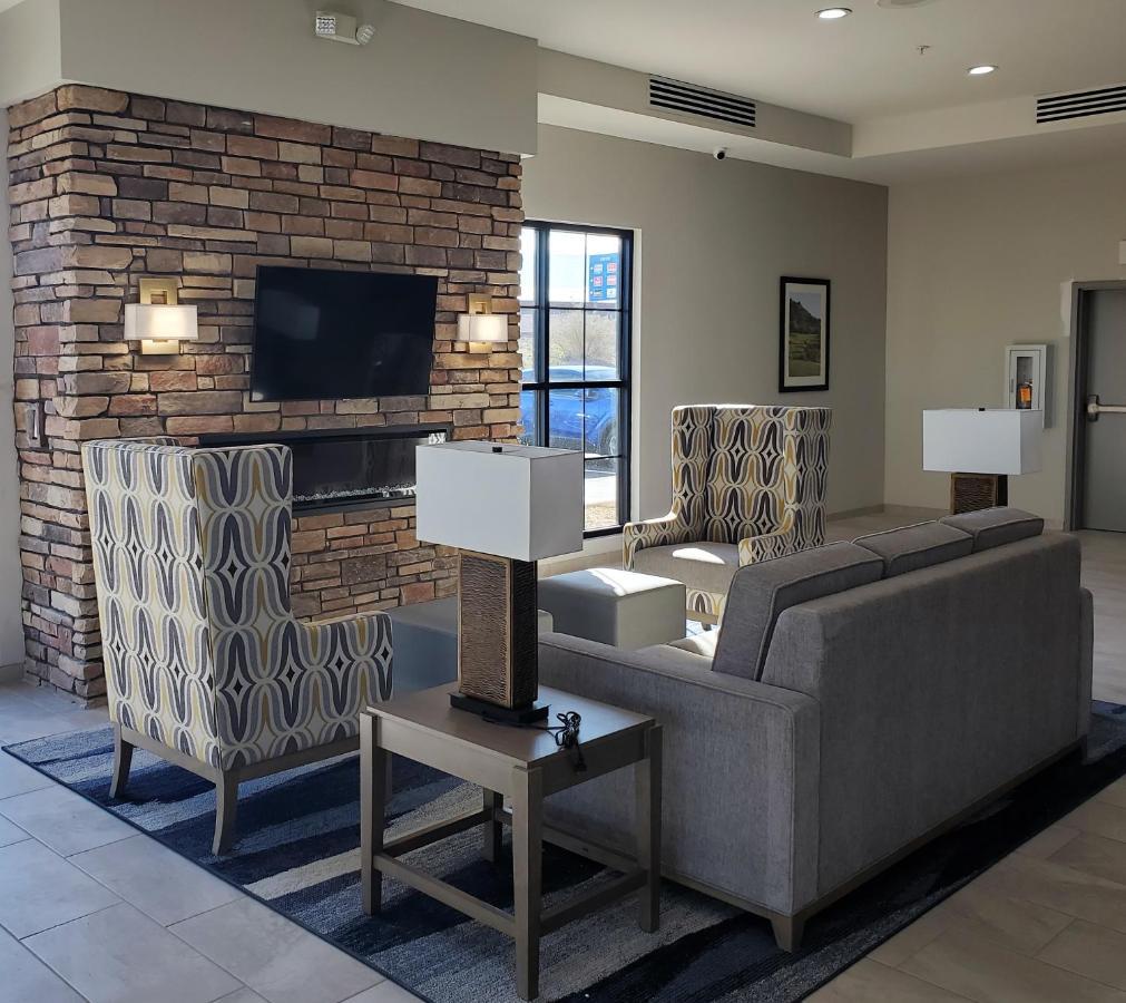 Comfort Suites Scottsdale Talking Stick Entertainment District Exterior photo
